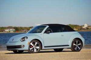 Volkswagen Beetle Turbo Cabriolet 2013 года